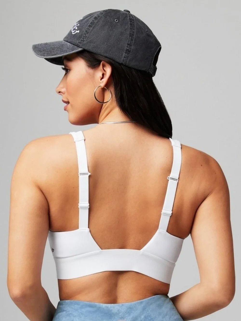 Fabletics All Day Every Day Low Impact Bra White V-Neck Sports Bra Sz Large New
